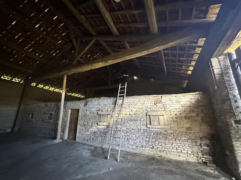 Maison - 220 m² - 7 pièces