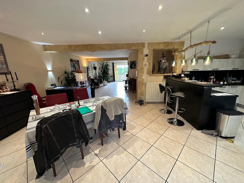 Appartement - 165 m² - 5 pièces