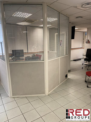 Local commercial - 323 m²