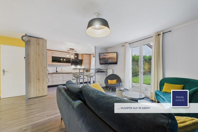 Maison - 97 m² - 6 pièces