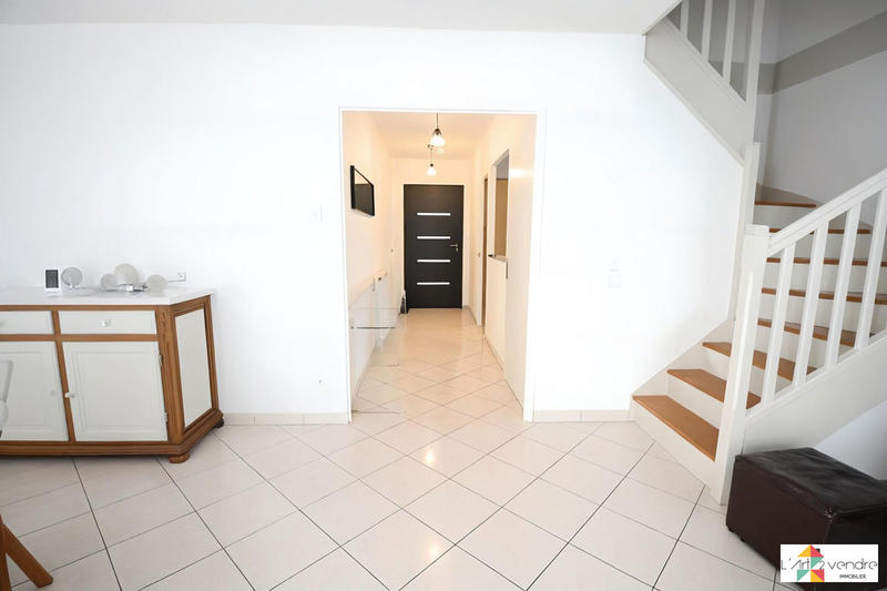 Maison - 84 m² - 5 pièces