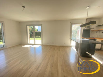 Appartement - 93 m² - 4 pièces