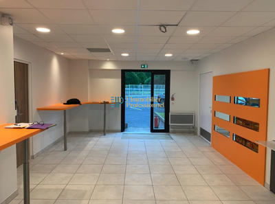 Bureau - 97 m² - 3 pièces