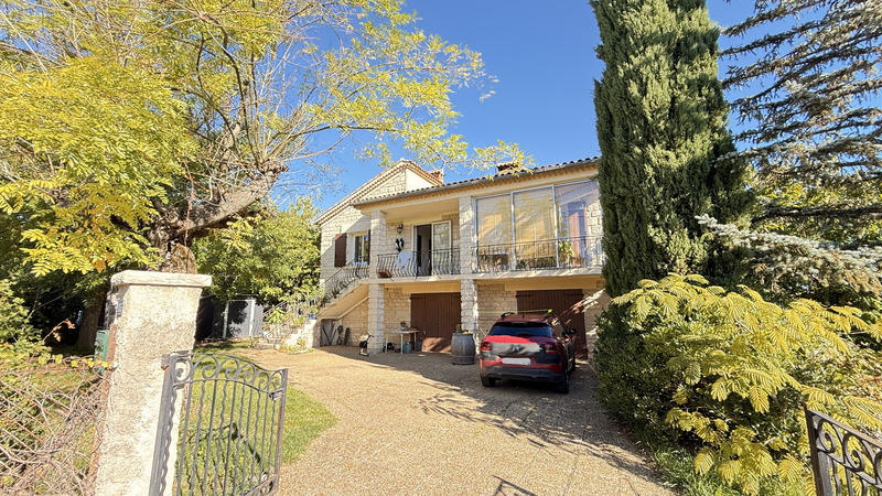 Maison - 173 m² - 6 pièces