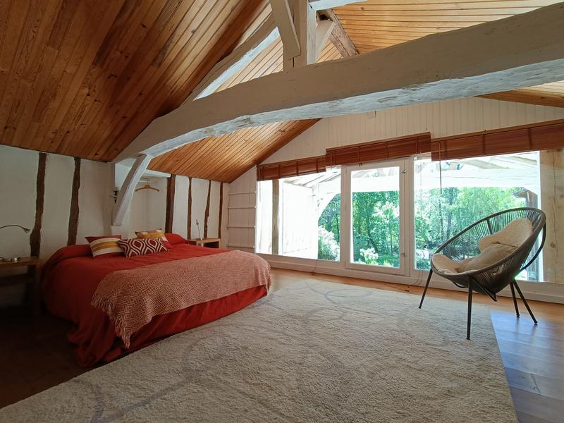 Maison - 575 m² - 16 pièces