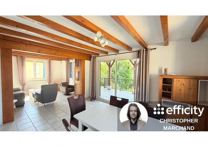 Maison - 198 m² - 8 pièces