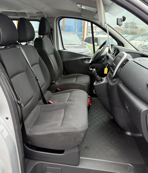 Renault Trafic Grand 2.0 Dci Media Nav