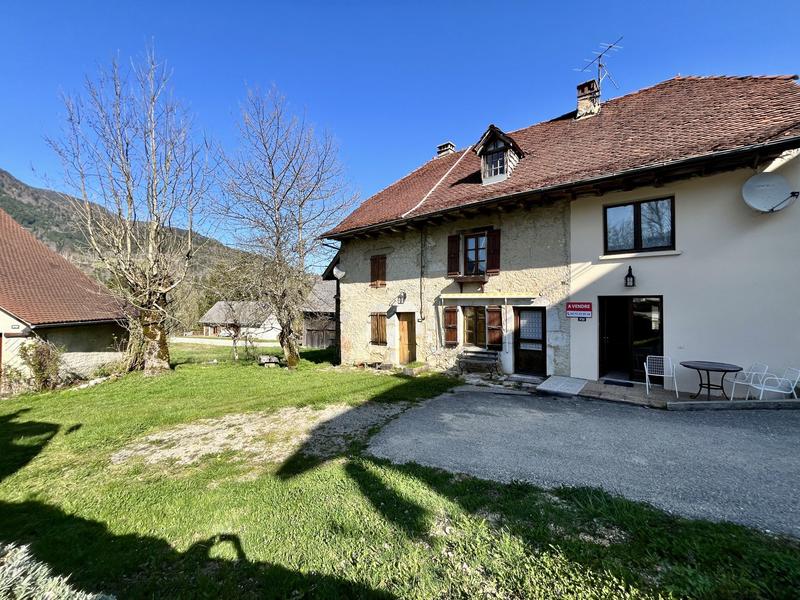 Maison - 120 m² - 6 pièces