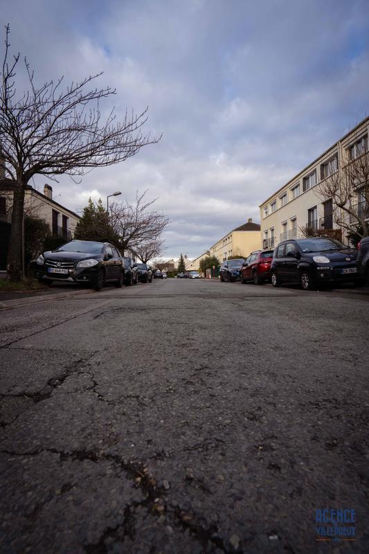 Maison - 92 m² - 5 pièces