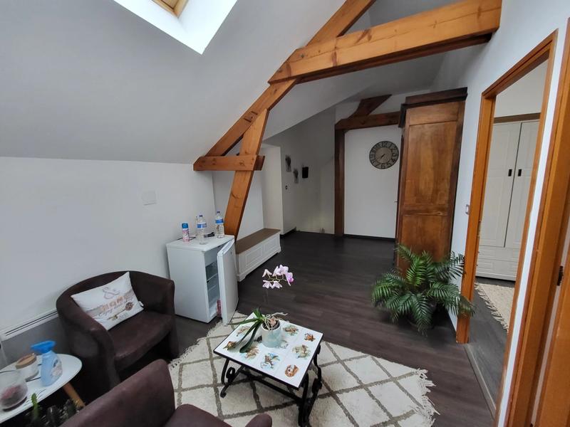 Maison - 282 m² - 11 pièces