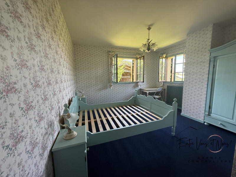 Maison ancienne - 257 m² - 9 pièces