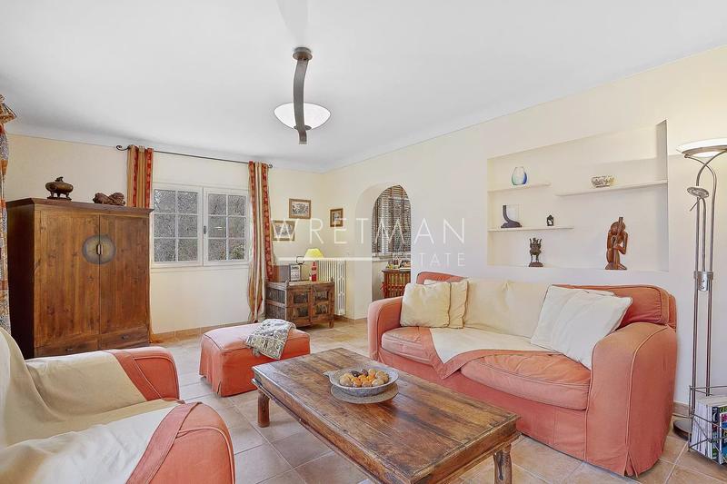 Maison - 189 m² - 9 pièces