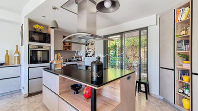 Villa - 146 m² - 6 pièces