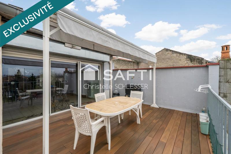 Maison - 330 m² - 7 pièces