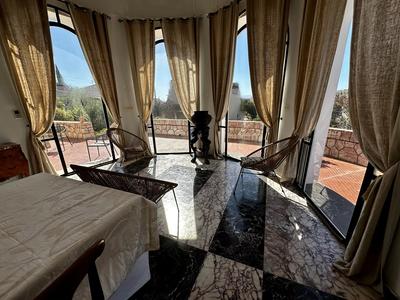 Maison de ville - 240 m²