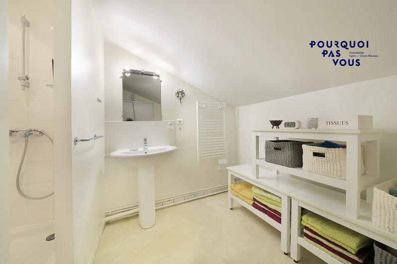 Maison - 400 m² - 10 pièces