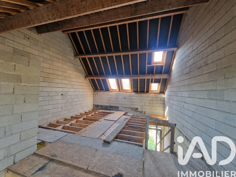 Maison - 104 m² - 4 pièces