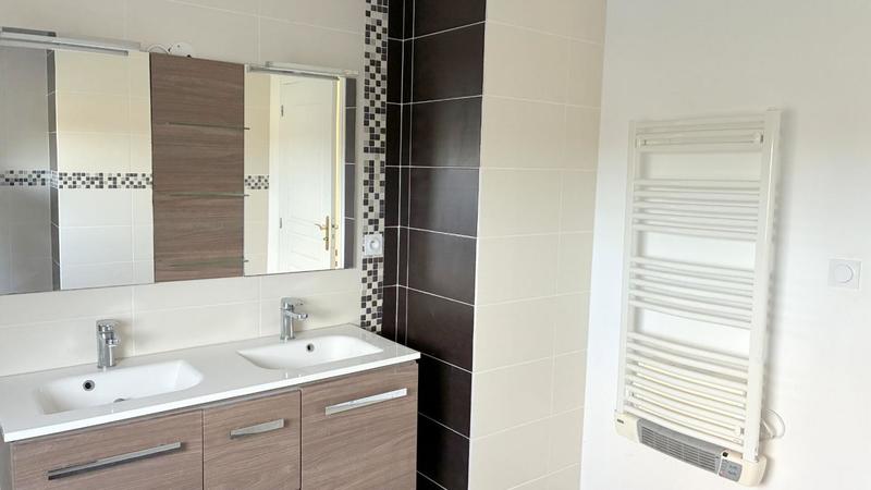 Maison - 107 m² - 5 pièces