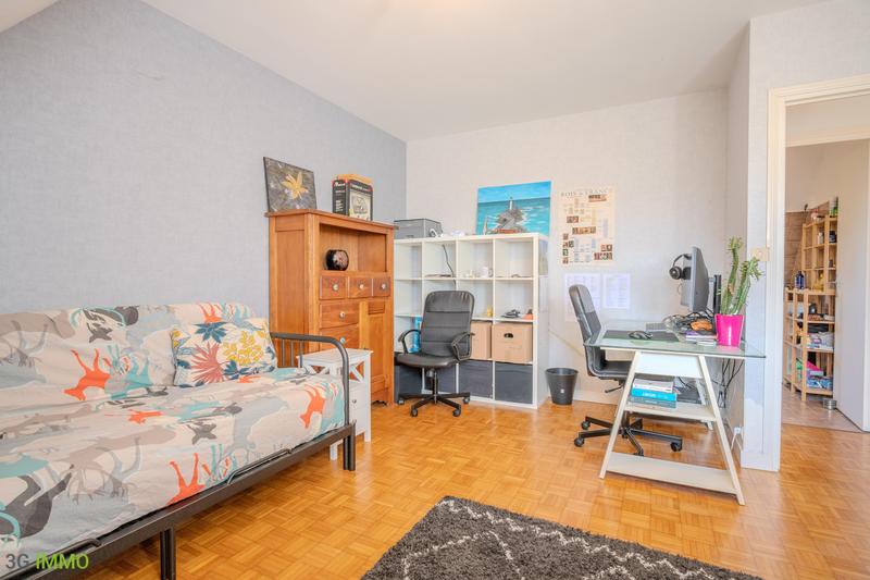 Maison traditionnelle - 150 m² - 6 pièces