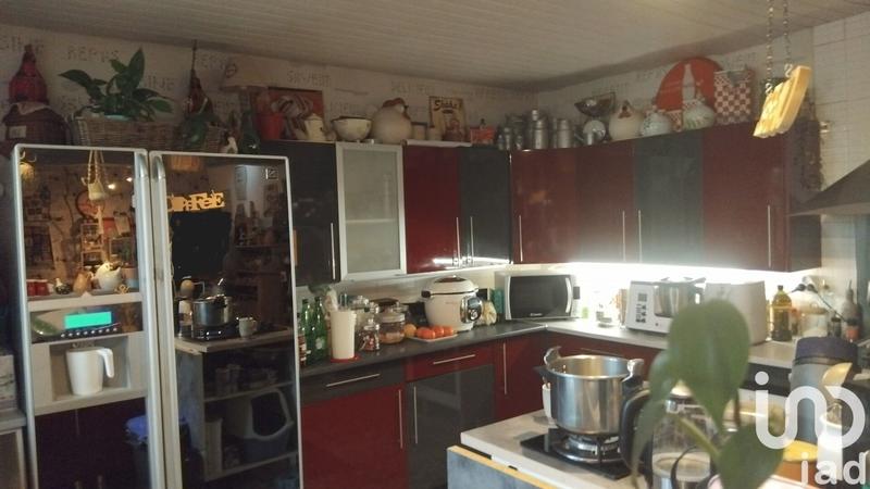 Maison - 197 m² - 9 pièces