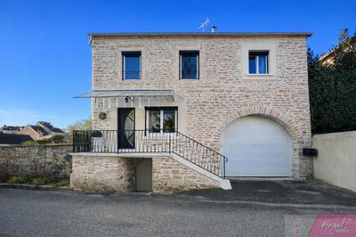 Maison de village - 180 m² - 7 pièces