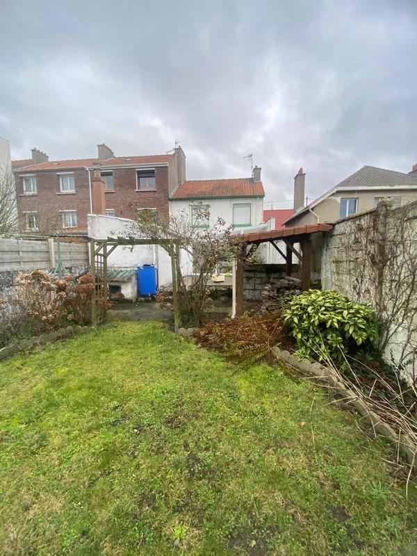 Maison - 105 m² - 5 pièces