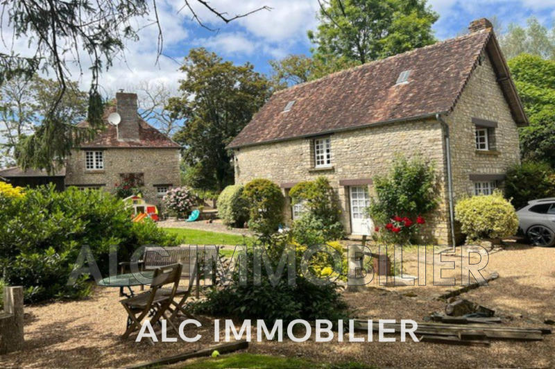 Propriété - 533 m² - 14 pièces