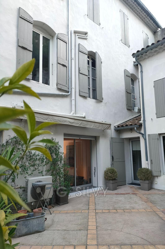 Appartement - 115 m² - 5 pièces