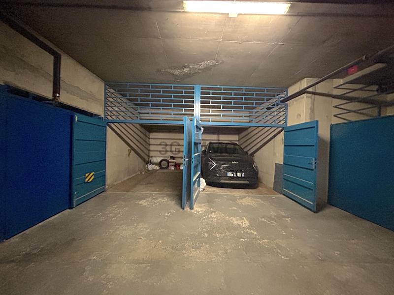 Appartement - 93 m² - 4 pièces