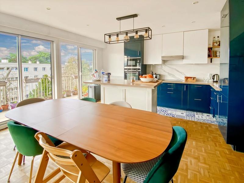 Appartement - 99 m² - 5 pièces