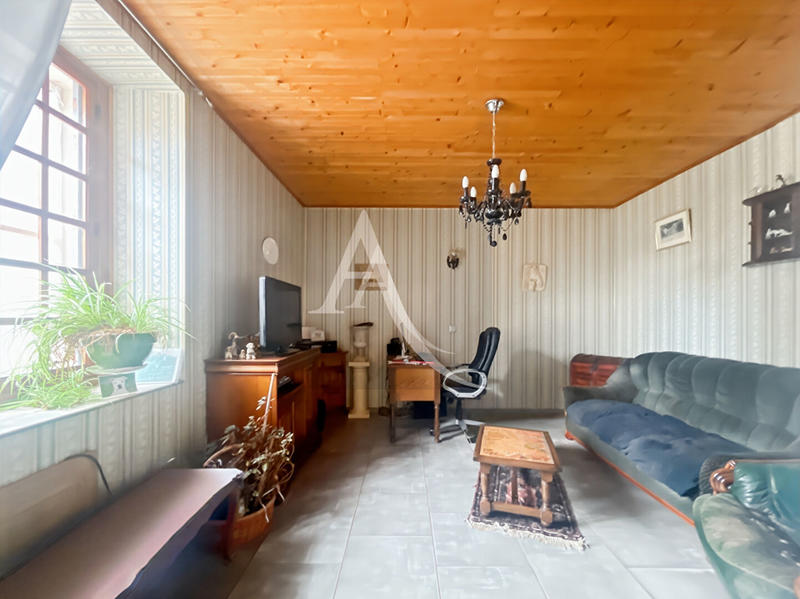 Maison - 91 m² - 5 pièces