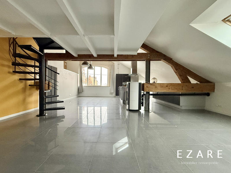 Appartement - 88 m² - 4 pièces