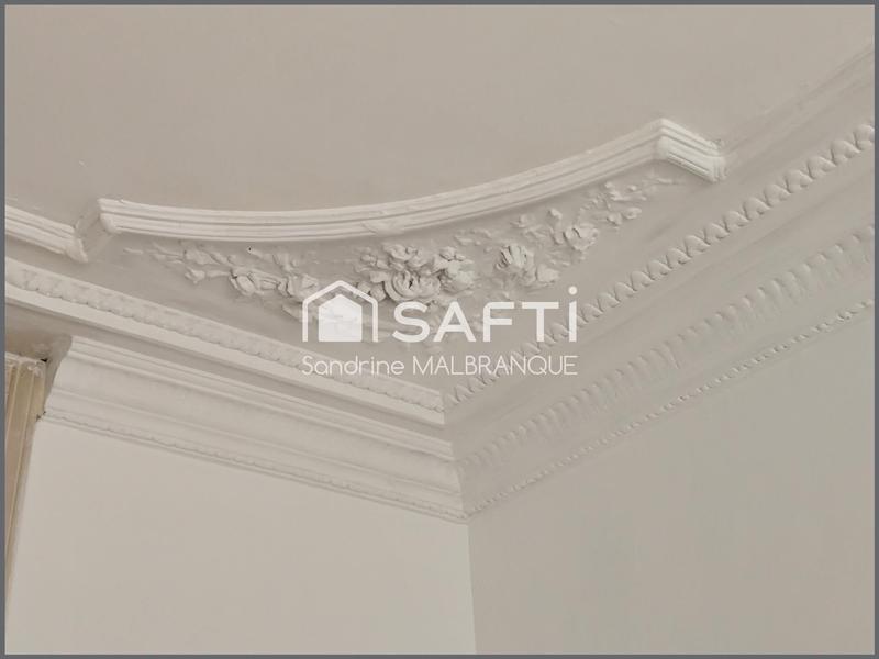 Maison - 247 m² - 6 pièces