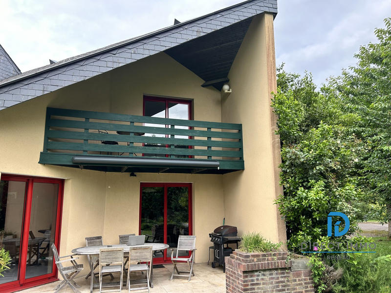 Maison contemporaine - 190 m² - 7 pièces