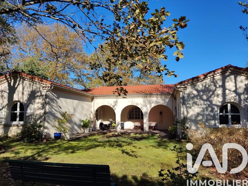 Maison - 175 m² - 6 pièces