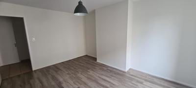 Appartement - 82 m² - 3 pièces