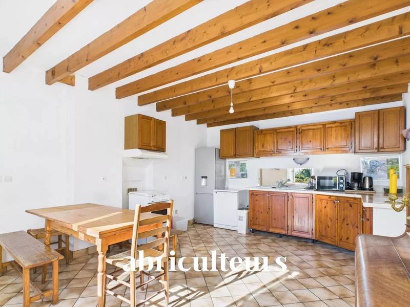 Maison - 140 m² - 7 pièces