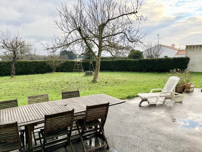 Maison - 181 m² - 6 pièces