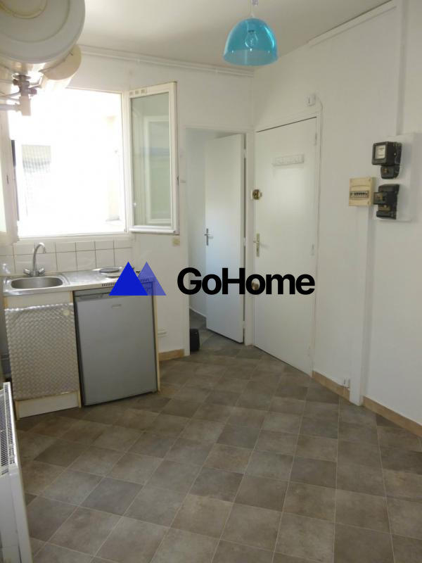 Studio - 12 m² - 1 pièce