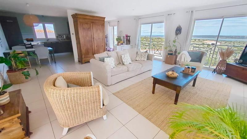 Maison - 206 m² - 8 pièces