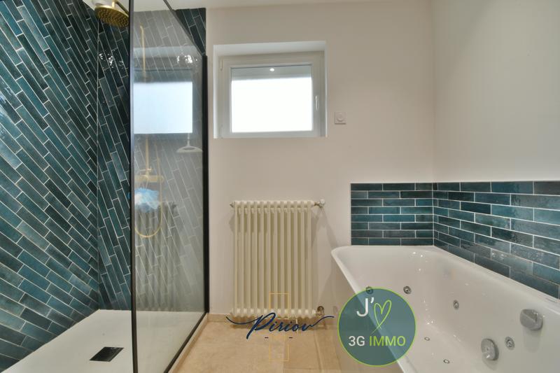 Maison ancienne - 142 m² - 7 pièces