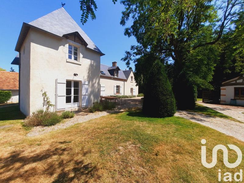 Maison - 221 m² - 7 pièces