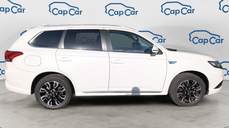 Mitsubishi Outlander 2018 2.0 Mivec 163 Plug in Hybrid 4wd Instyle