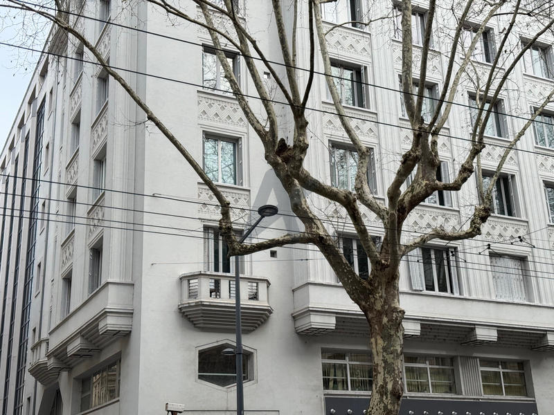 Appartement - 182 m² - 5 pièces