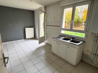Maison - 88 m² - 4 pièces