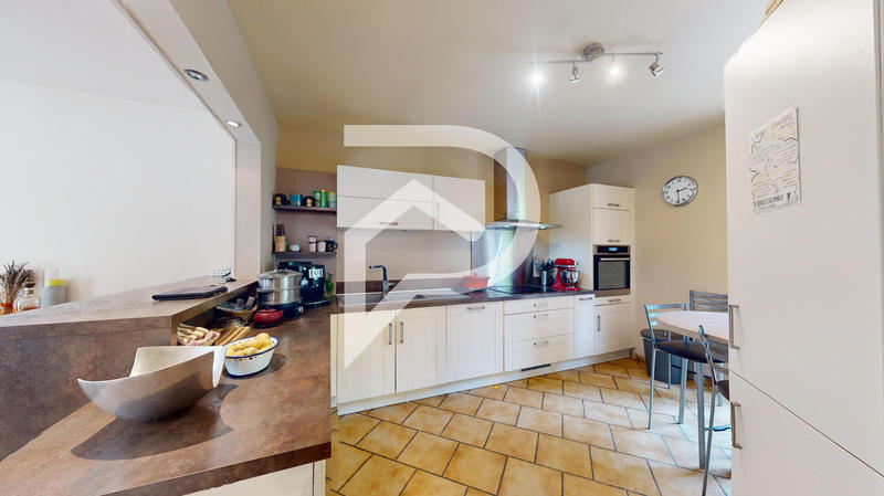 Maison - 150 m² - 7 pièces