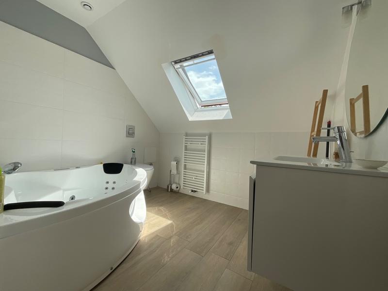 Maison - 175 m² - 7 pièces