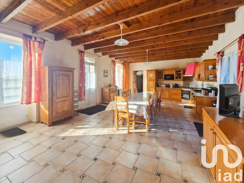 Maison - 176 m² - 7 pièces