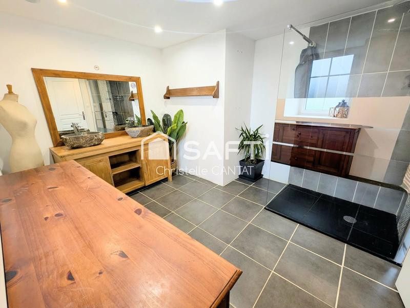 Maison - 272 m² - 7 pièces