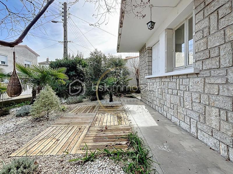 Pavillon - 130 m² - 6 pièces